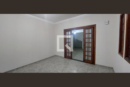 Sala de casa para alugar com 4 quartos, 300m² em Silveira, Santo André
