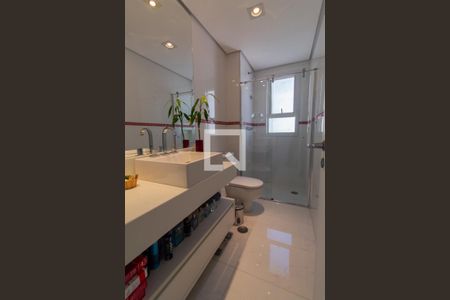 Banheiro Corredor de apartamento à venda com 2 quartos, 100m² em Vila Andrade, São Paulo