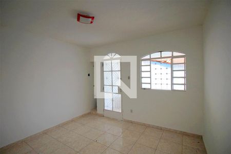 Sala de casa para alugar com 3 quartos, 102m² em Santa Efigênia, Belo Horizonte