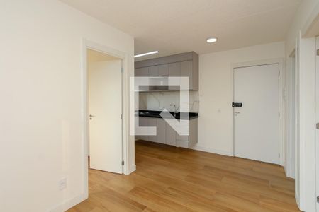 Sala de apartamento para alugar com 2 quartos, 34m² em Santo Amaro, São Paulo