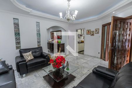 Sala de casa à venda com 4 quartos, 591m² em Santa Amélia, Belo Horizonte