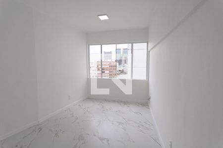 Studio de kitnet/studio à venda com 0 quarto, 32m² em Centro, Rio de Janeiro