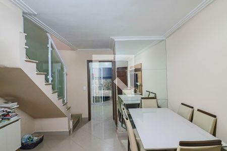Sala de casa à venda com 2 quartos, 78m² em Jardim Ester Yolanda, São Paulo