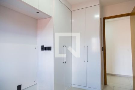 Quarto 1 de apartamento para alugar com 2 quartos, 43m² em Vila Parque Jabaquara, São Paulo