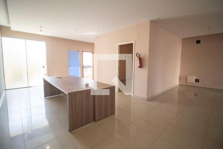 Sala de casa para alugar com 4 quartos, 200m² em Jardim Atlântico, Goiânia