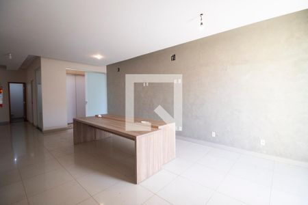 Sala de casa para alugar com 4 quartos, 200m² em Jardim Atlântico, Goiânia