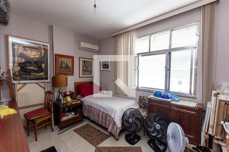 Quarto de apartamento à venda com 3 quartos, 138m² em Icaraí, Niterói