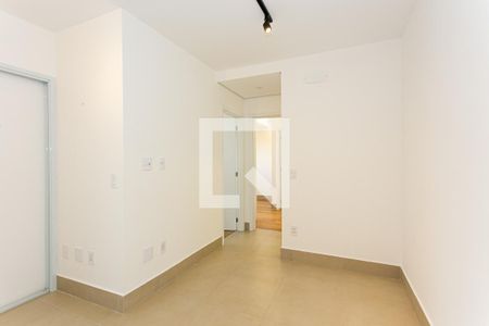 Sala de apartamento para alugar com 2 quartos, 67m² em Vila Azevedo, São Paulo