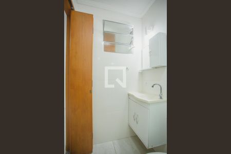 Banheiro de casa para alugar com 1 quarto, 34m² em Saúde, São Paulo