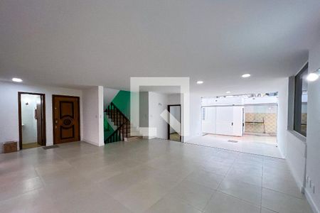 Sala de casa para alugar com 4 quartos, 330m² em Planalto Paulista, São Paulo