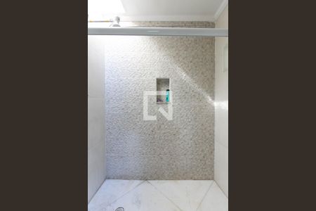 Casa para alugar com 285m², 3 quartos e 6 vagas Casa para alugar com 285m², 3 quartos e 6 vagasBanheiro da Suíte 1