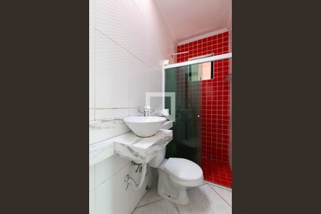 Casa para alugar com 285m², 3 quartos e 6 vagas Casa para alugar com 285m², 3 quartos e 6 vagasBanheiro da Suíte 3