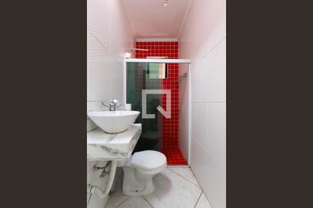 Casa para alugar com 285m², 3 quartos e 6 vagas Casa para alugar com 285m², 3 quartos e 6 vagasBanheiro da Suíte 3