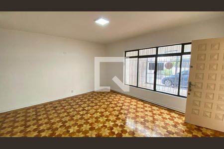 Sala  de casa para alugar com 2 quartos, 138m² em Vila Prudente, São Paulo