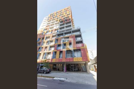 Studio para alugar com 28m², 1 quarto e sem vaga Studio para alugar com 28m², 1 quarto e sem vagaFachada