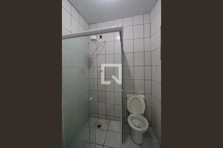 Casa à venda com 250m², 3 quartos e 2 vagas Casa à venda com 250m², 3 quartos e 2 vagasBanheiro