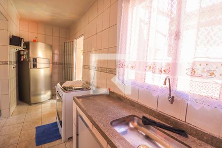 Casa à venda com 250m², 3 quartos e 2 vagas Casa à venda com 250m², 3 quartos e 2 vagasCozinha