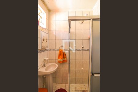 Casa à venda com 250m², 3 quartos e 2 vagas Casa à venda com 250m², 3 quartos e 2 vagasBanheiro