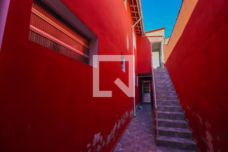 Casa à venda com 250m², 3 quartos e 2 vagas Casa à venda com 250m², 3 quartos e 2 vagasQuintal