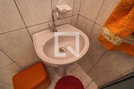 Casa à venda com 250m², 3 quartos e 2 vagas Casa à venda com 250m², 3 quartos e 2 vagasBanheiro