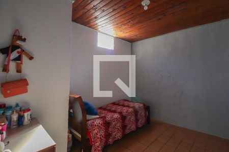 Casa à venda com 250m², 3 quartos e 2 vagas Casa à venda com 250m², 3 quartos e 2 vagasQuarto