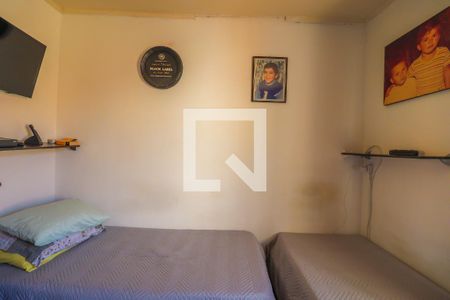 Casa à venda com 250m², 3 quartos e 2 vagas Casa à venda com 250m², 3 quartos e 2 vagasQuarto