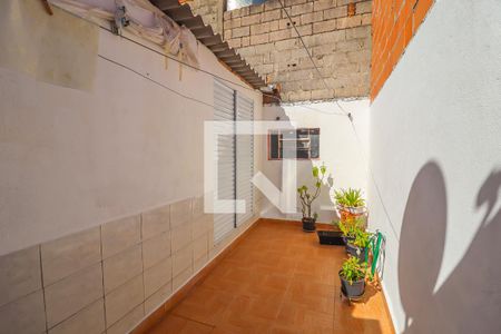 Casa à venda com 250m², 3 quartos e 2 vagas Casa à venda com 250m², 3 quartos e 2 vagasQuintal