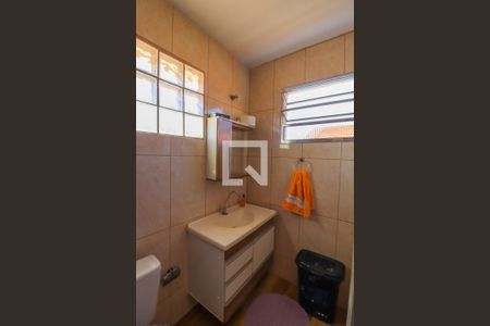 Casa à venda com 250m², 3 quartos e 2 vagas Casa à venda com 250m², 3 quartos e 2 vagasSuíte