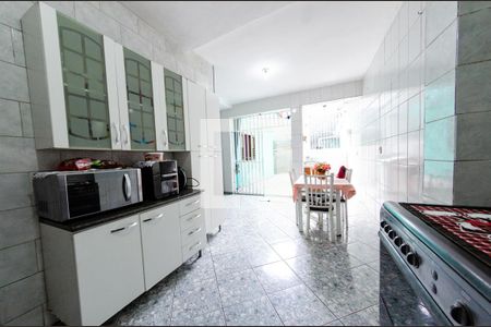 Casa para alugar com 360m², 3 quartos e 2 vagas