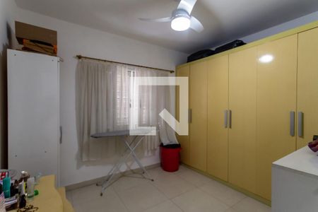 Quarto 2 de casa à venda com 4 quartos, 210m² em Vila das Palmeiras, Guarulhos
