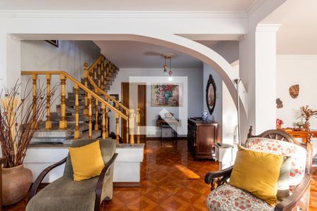 Sala de casa à venda com 4 quartos, 230m² em Jardim Santa Mena, Guarulhos