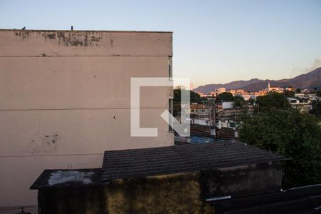 Quarto 01 - Janela de apartamento à venda com 2 quartos, 65m² em Quintino Bocaiuva, Rio de Janeiro