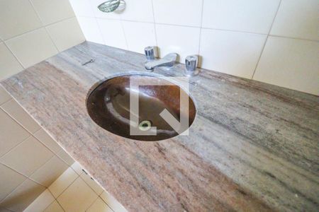 Casa à venda com 162m², 3 quartos e 1 vaga Casa à venda com 162m², 3 quartos e 1 vagaSuíte