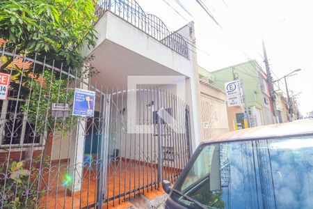 Casa à venda com 162m², 3 quartos e 1 vaga Casa à venda com 162m², 3 quartos e 1 vagaFachada
