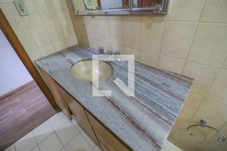 Casa à venda com 162m², 3 quartos e 1 vaga Casa à venda com 162m², 3 quartos e 1 vagaBanheiro