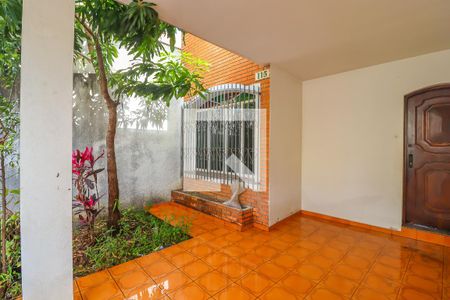 Casa à venda com 162m², 3 quartos e 1 vaga Casa à venda com 162m², 3 quartos e 1 vagaGaragem