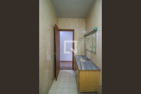 Casa à venda com 162m², 3 quartos e 1 vaga Casa à venda com 162m², 3 quartos e 1 vagaBanheiro