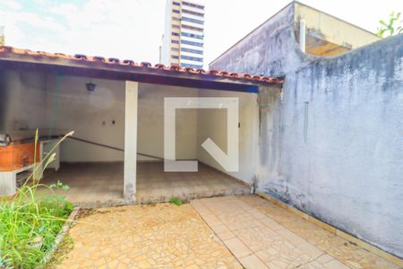 Casa à venda com 162m², 3 quartos e 1 vaga Casa à venda com 162m², 3 quartos e 1 vagaQuintal