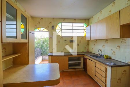 Casa à venda com 162m², 3 quartos e 1 vaga Casa à venda com 162m², 3 quartos e 1 vagaCozinha