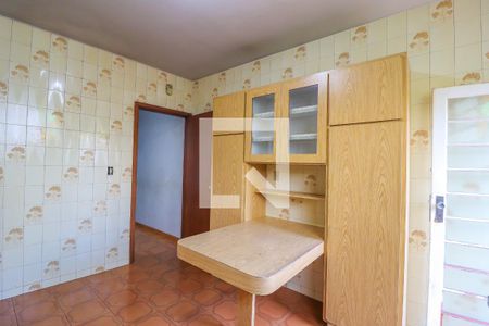 Casa à venda com 162m², 3 quartos e 1 vaga Casa à venda com 162m², 3 quartos e 1 vagaCozinha