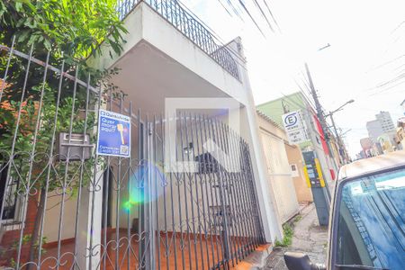 Casa à venda com 162m², 3 quartos e 1 vaga Casa à venda com 162m², 3 quartos e 1 vagaFachada