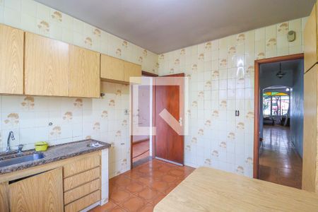 Casa à venda com 162m², 3 quartos e 1 vaga Casa à venda com 162m², 3 quartos e 1 vagaCozinha