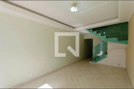 Sala de casa à venda com 3 quartos, 110m² em Cidade Patriarca, São Paulo