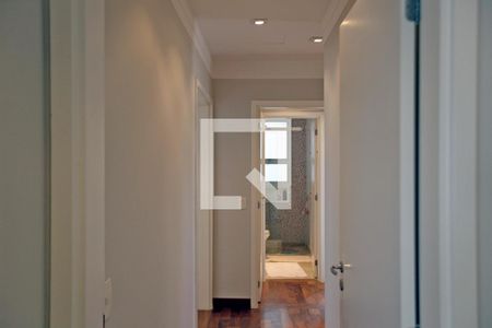 Corredor de apartamento para alugar com 4 quartos, 202m² em Jardim Anália Franco, São Paulo