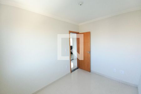 Quarto 1  de apartamento para alugar com 2 quartos, 42m² em Santa Monica, Belo Horizonte