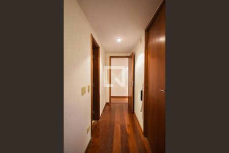 Hall de entrada de apartamento para alugar com 3 quartos, 186m² em Real Parque, São Paulo