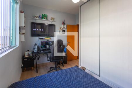 Quarto 1 de casa para alugar com 3 quartos, 223m² em Esplanada, Belo Horizonte