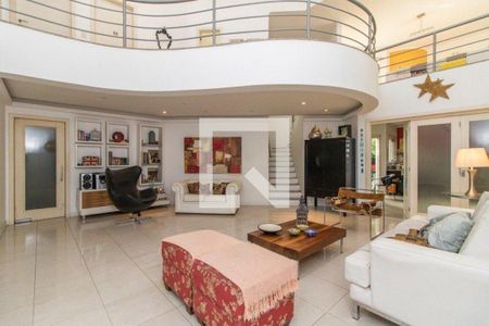 Casa à venda com 3 quartos, 270m² em Sarandi, Porto Alegre