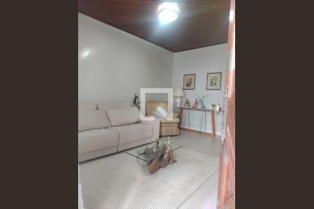 Casa à venda com 3 quartos, 172m² em Passo d’Areia, Porto Alegre