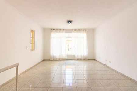 Sala  de casa à venda com 3 quartos, 128m² em Umuarama, Osasco